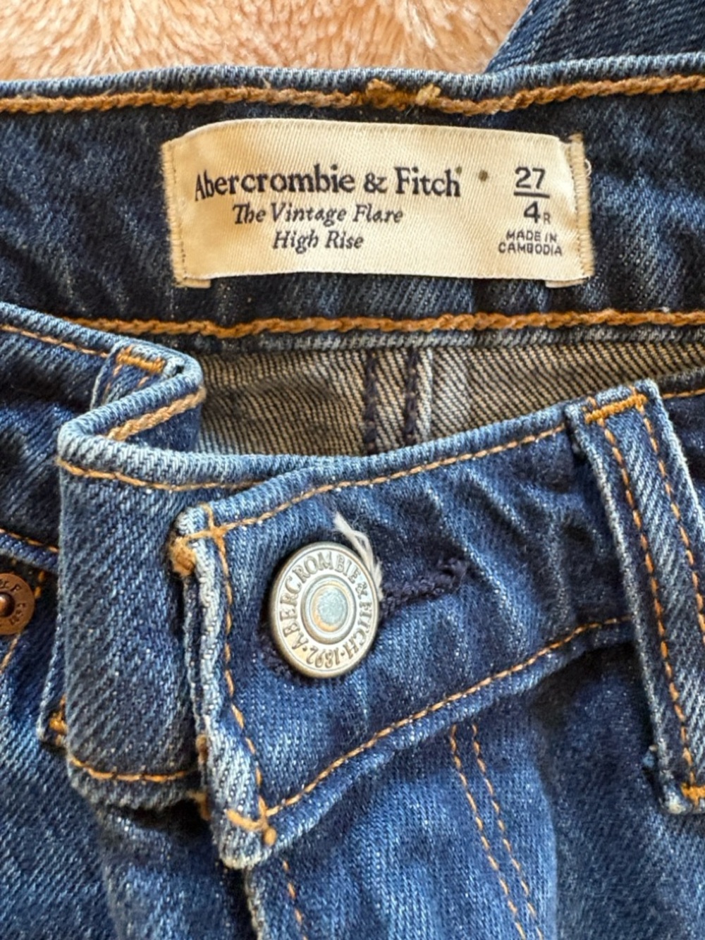 Lucky Brand Barrel Wide Leg Jeans - Picture 3 of 9